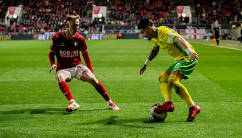 Bristol City vs Norwich City (03:00 – 15/03) | Xem lại trận đấu